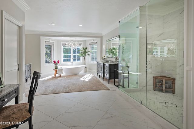 5543 Walker Woods Lane, Holladay, UT 84117