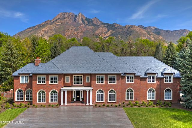 5543 Walker Woods Lane, Holladay, UT 84117