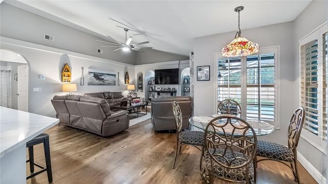 905 CUMBERLAND CIRCLE, Minneola, FL 34715