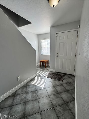 5330 East Charleston Boulevard 45, Las Vegas, NV 89142