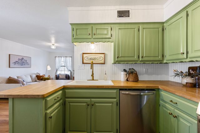 511 N Tucker Street, Leonard, TX 75452