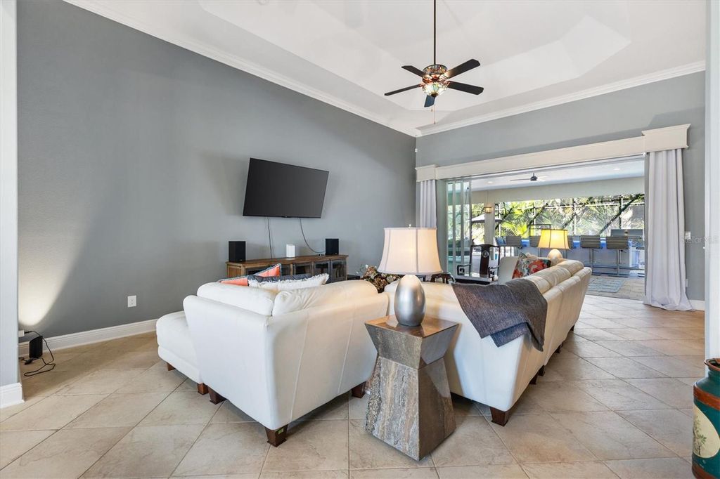 Image 22 of property listing at 849 OAKWOOD STREET, The Villages, FL 32163