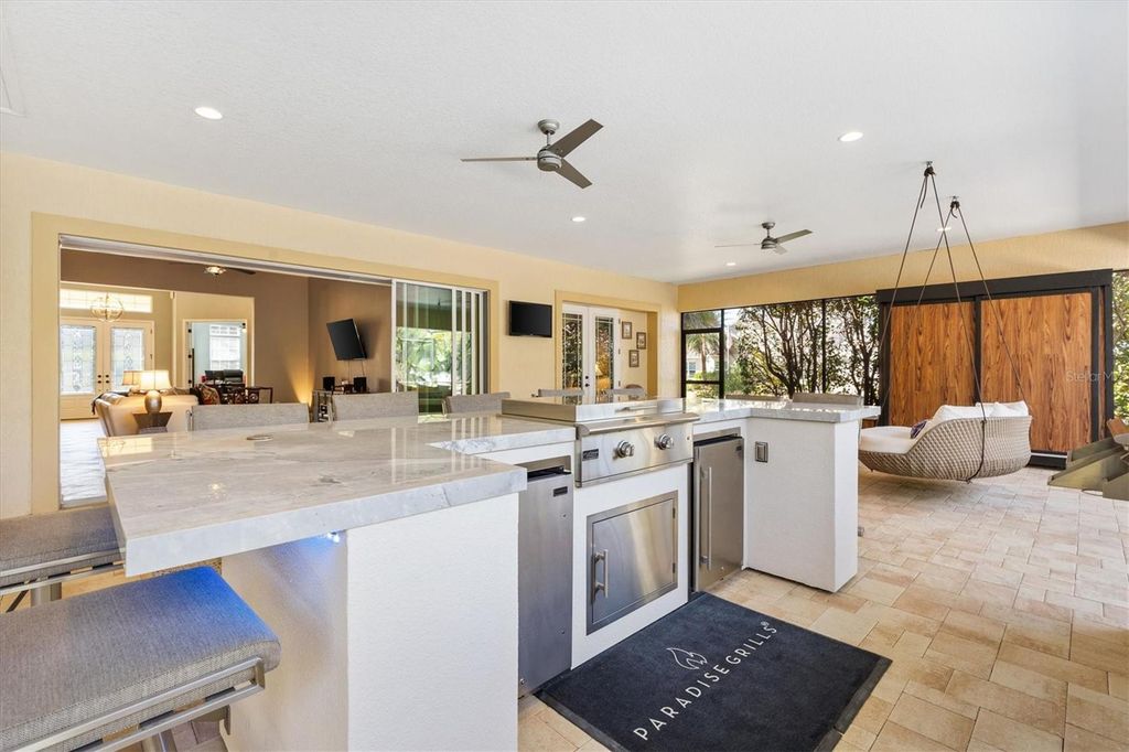 Image 6 of property listing at 849 OAKWOOD STREET, The Villages, FL 32163