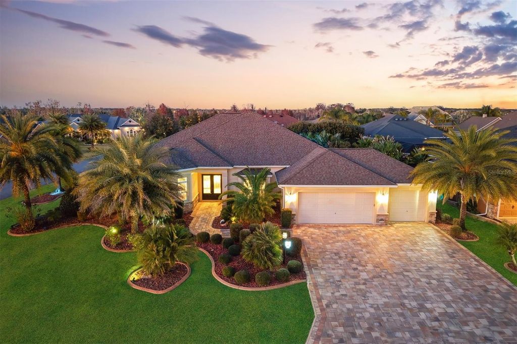 Image 75 of property listing at 849 OAKWOOD STREET, The Villages, FL 32163