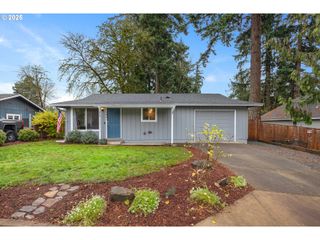 410 Sw IVY Rd, Estacada, OR 97023