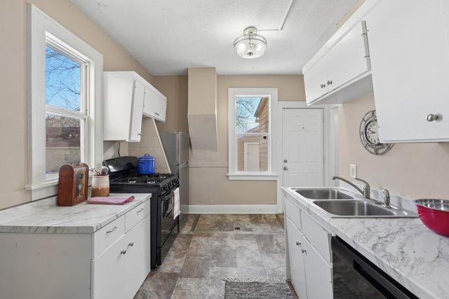 1368 Payne Avenue, Saint Paul, MN 55130