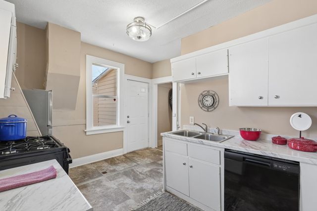 1368 Payne Avenue, Saint Paul, MN 55130