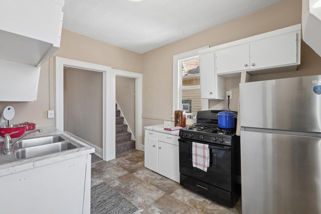 1368 Payne Avenue, Saint Paul, MN 55130