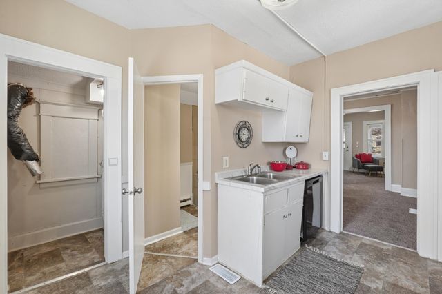 1368 Payne Avenue, Saint Paul, MN 55130