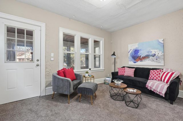 1368 Payne Avenue, Saint Paul, MN 55130