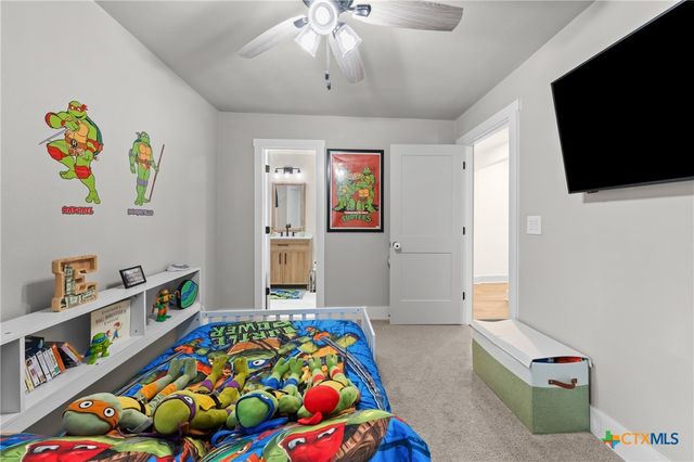 702 E Sandy Lane, Little River Academy, TX 76554