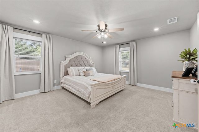 702 E Sandy Lane, Little River Academy, TX 76554