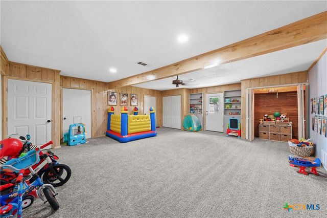 702 E Sandy Lane, Little River Academy, TX 76554