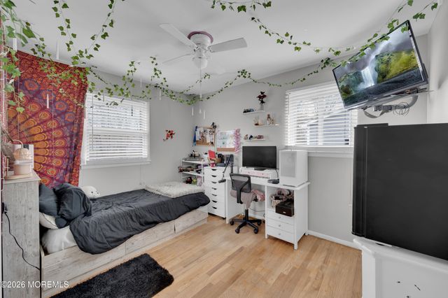 15 Ralph Place, Jackson, NJ 08527