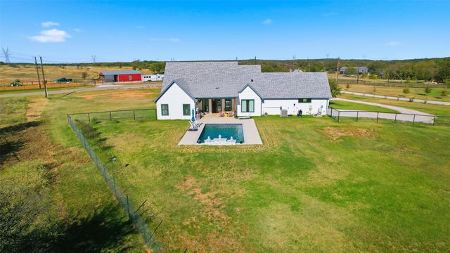 350 Rolling Ranch Boulevard, Alvord, TX 76225