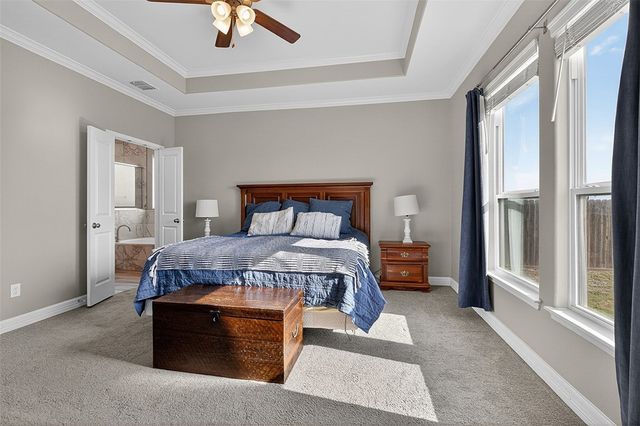 144 Longhorn Dr, Odem, TX 78370