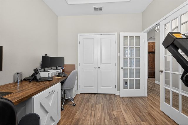 144 Longhorn Dr, Odem, TX 78370