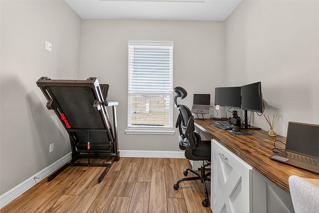 144 Longhorn Dr, Odem, TX 78370