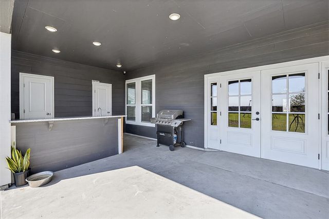 144 Longhorn Dr, Odem, TX 78370