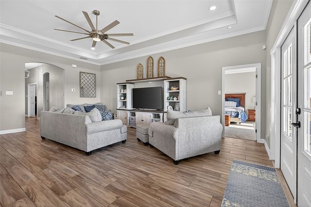 144 Longhorn Dr, Odem, TX 78370