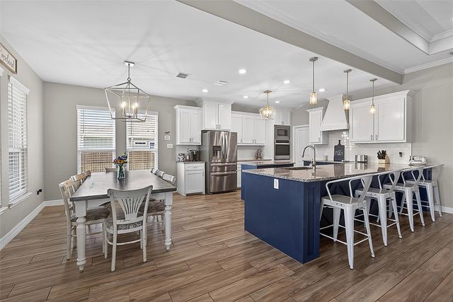 144 Longhorn Dr, Odem, TX 78370