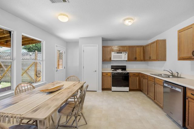 7508 Aspen Brook DR, Austin, TX 78744
