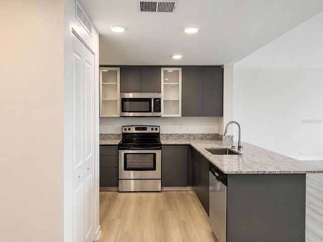 5563 MILLENIA PARK BOULEVARD 214, Orlando, FL 32839