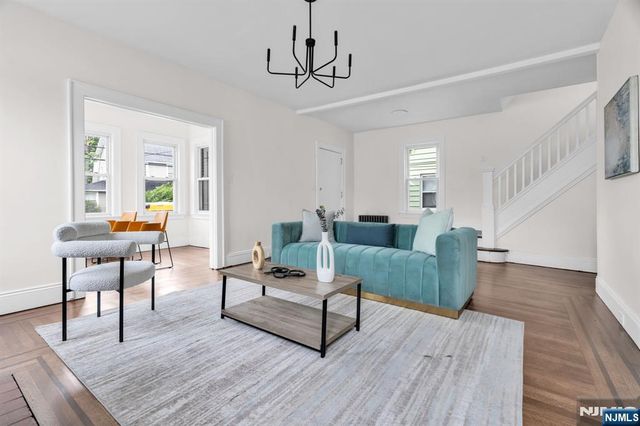 240 End Avenue, Newark, NJ 07106