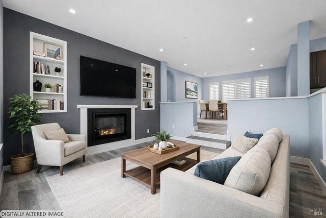 3637 Aaron Dr, Santa Rosa, CA 95404