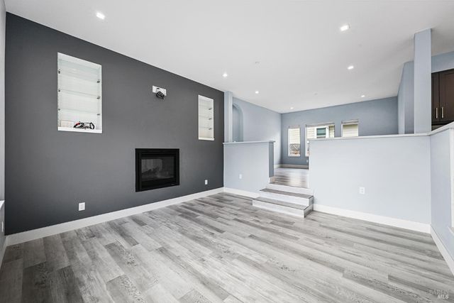 3637 Aaron Dr, Santa Rosa, CA 95404