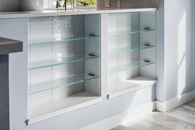 3637 Aaron Dr, Santa Rosa, CA 95404