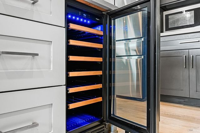 3637 Aaron Dr, Santa Rosa, CA 95404