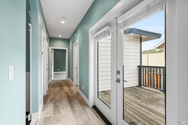 3637 Aaron Dr, Santa Rosa, CA 95404