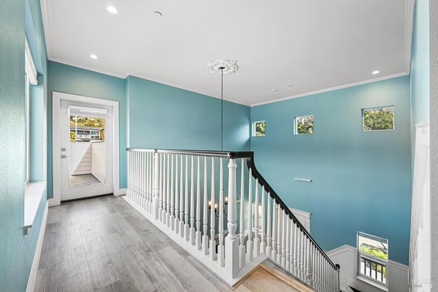 3637 Aaron Dr, Santa Rosa, CA 95404