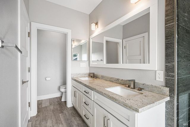 3637 Aaron Dr, Santa Rosa, CA 95404