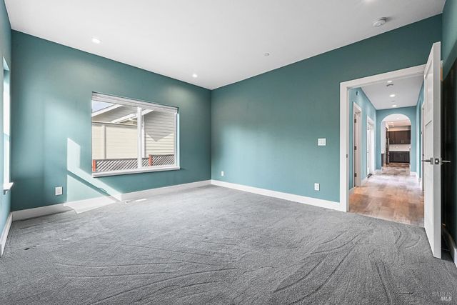 3637 Aaron Dr, Santa Rosa, CA 95404