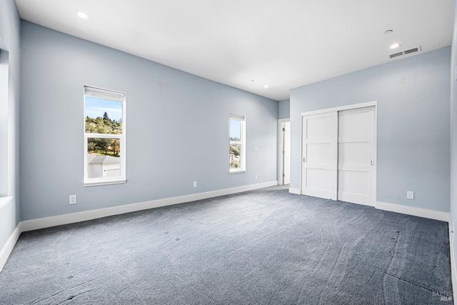 3637 Aaron Dr, Santa Rosa, CA 95404