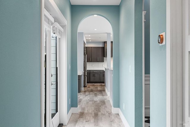 3637 Aaron Dr, Santa Rosa, CA 95404