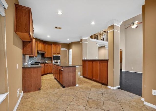 9510 Gentry Shadows Lane, Humble, TX 77396