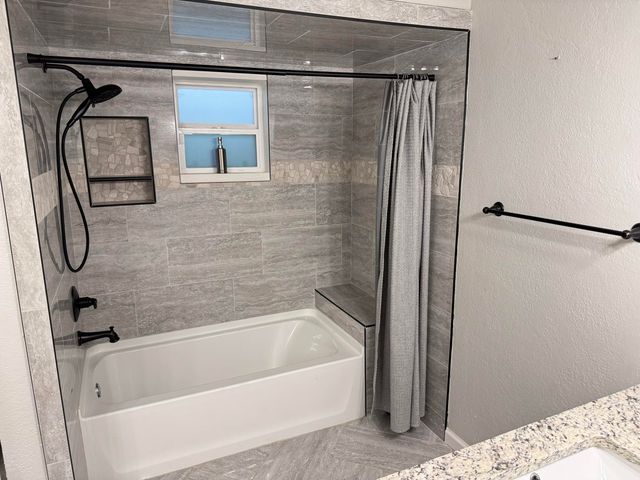 8504 Knoxville Avenue, Lubbock, TX 79423