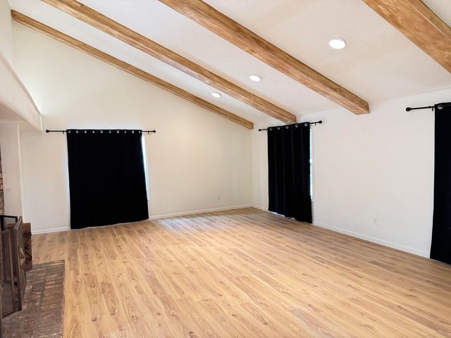 8504 Knoxville Avenue, Lubbock, TX 79423