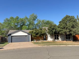 8504 Knoxville Avenue, Lubbock, TX 79423