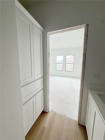 2105 Fury, Portland, TX 78374