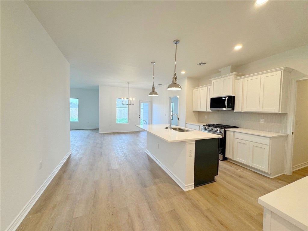 2105 Fury, Portland, TX 78374 — photo 3