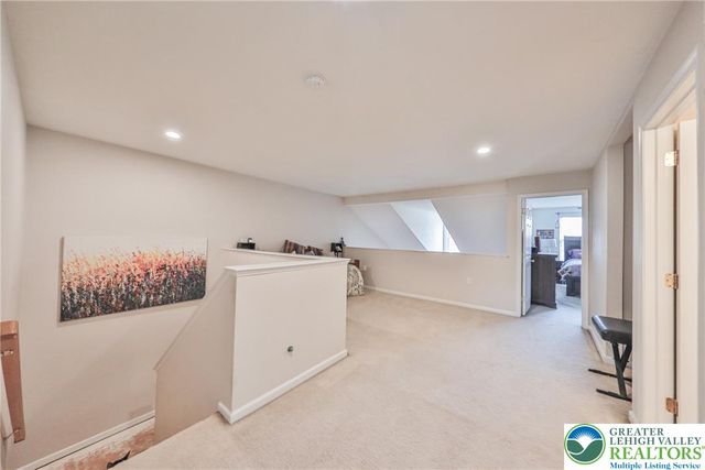4034 Evergreen Road, South Whitehall Twp, PA 18104