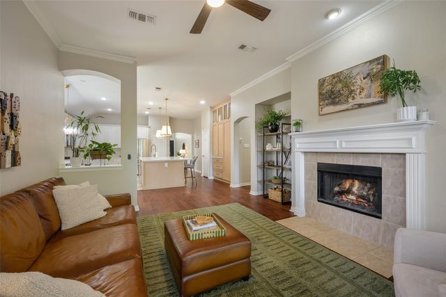 509 Crutcher Crossing, Mckinney, TX 75072