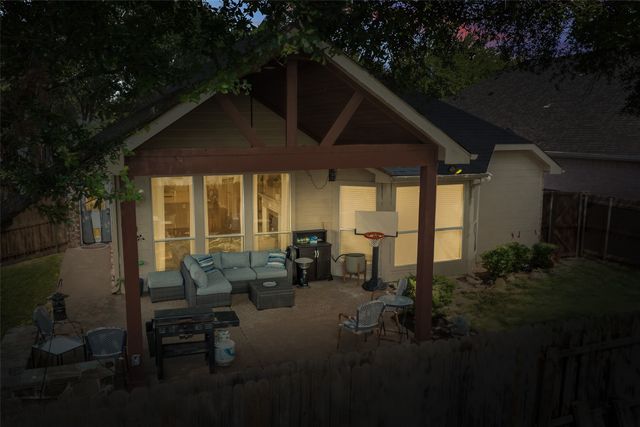 509 Crutcher Crossing, Mckinney, TX 75072