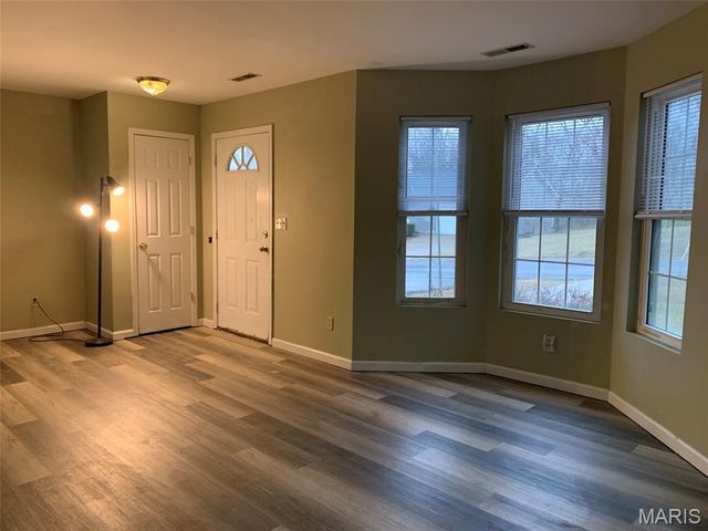 403 Frank Street, Washington, MO 63090