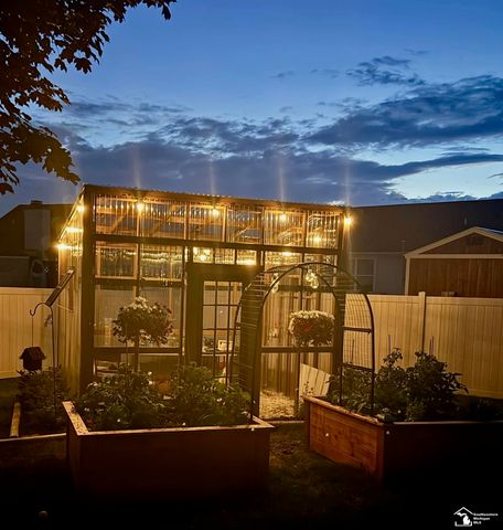 4325 Partridge Lane, Newport, MI 48166