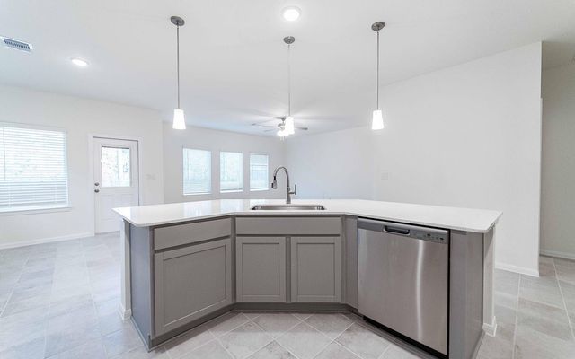 10604 Altitude Way, Conroe, TX 77303